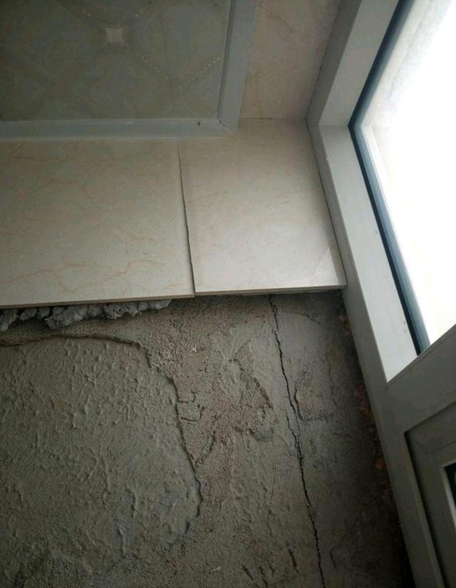 瓷砖空鼓打胶有危害吗安全吗视频(瓷砖空鼓打胶有危害吗安全吗视频教学) 瓷砖空鼓打胶有危害吗安全吗视频(瓷砖空鼓打胶有危害吗安全吗视频教学)